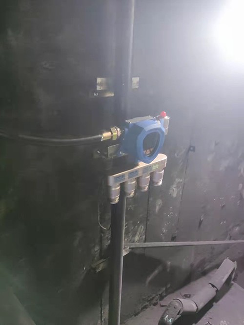 四合一氣體檢測(cè)儀現(xiàn)場(chǎng)圖