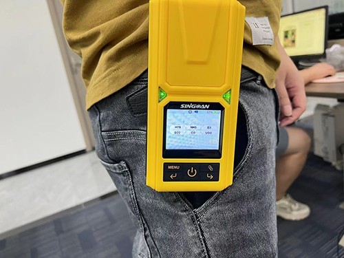 便攜式六合一有毒氣體探測(cè)報(bào)警儀