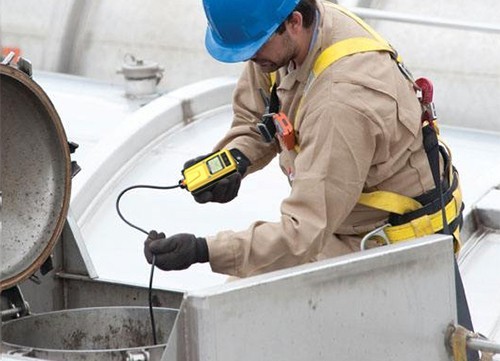 便攜泵吸式六合一氧氣測定儀